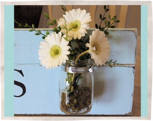 Fresh Cut Flowers Sign with Mason Jar 2