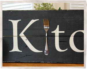 Weathered Kitchen Fork Sign 2